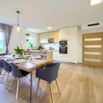 Gardena Villa *